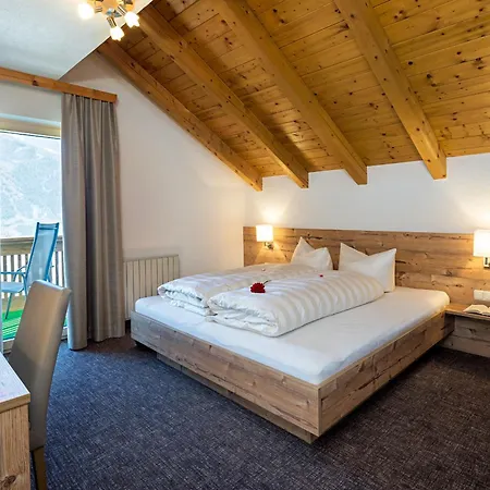 Haus Kirschner Апартаменты Ладис